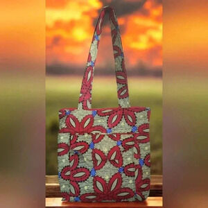 Yeirdesign totebag,makeup bag and night cap set